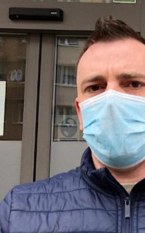 [VIDEO] TOGI BEZ SUMIEŃ: Sąd w Pile nakazuje wydanie dziecka matce, której konkubent zapowiada kopnięcie 4-latka w głowę!