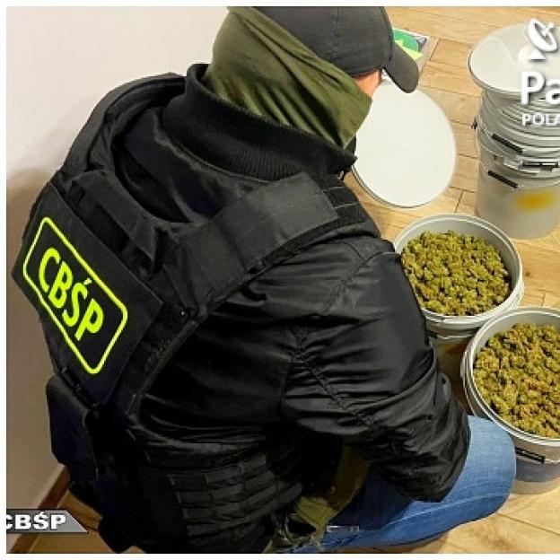 [VIDEO] Narkogang o charakterze zbrojnym rozbity