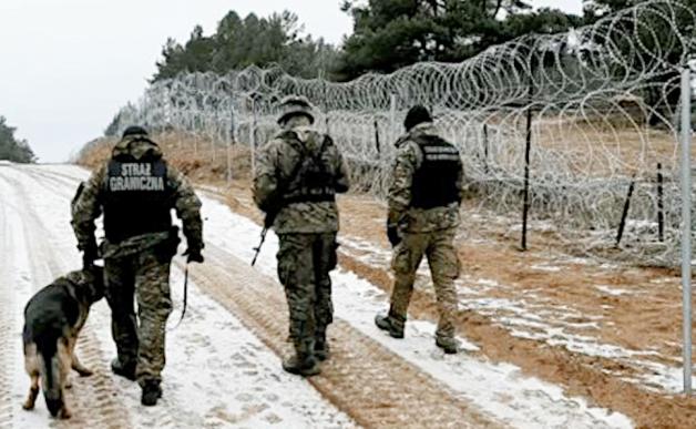 Niespokojny weekend na granicy. Wśród cudzoziemców, którzy wbrew przepisom próbowali w weekend dostać się na terytorium Polski byli obywatele: Syrii, Jemenu, Senegalu, Indii, Afganistanu i Turcji 